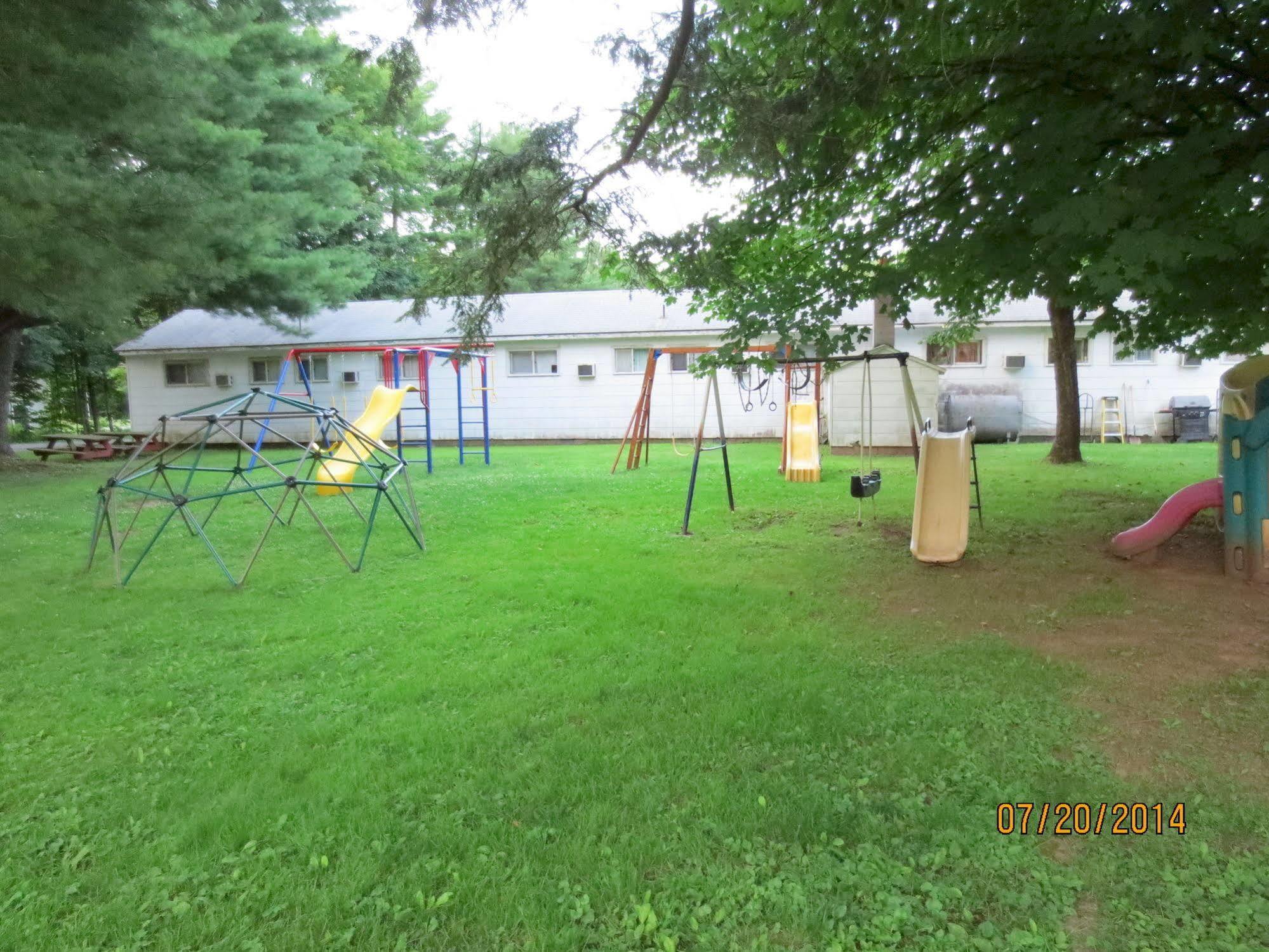 Four Seasons Motel Catskill
